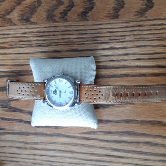 Wrist Watch - Picture 3 of 7